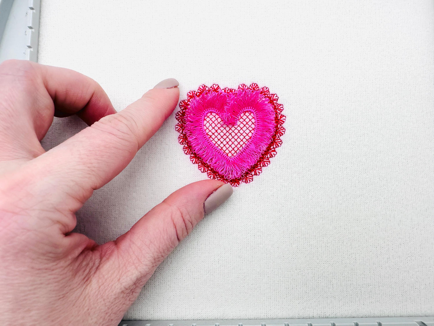 Lovely Lace Edge Fringed Heart – Accent machine embroidery design by Artapli