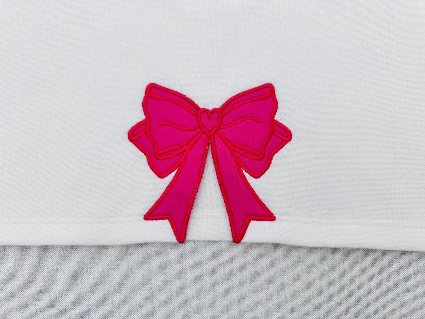 Heart Side Bow Applique