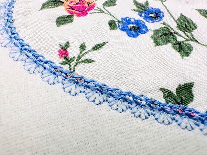 Delicate Lace Edge Heart Applique kids baby girls Valentine Monogram Heart shape frame machine embroidery designs sizes 3 up to 6 inch