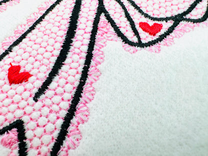 Lace Edge Heart Bow – Ribbon embroidery design by Artapli