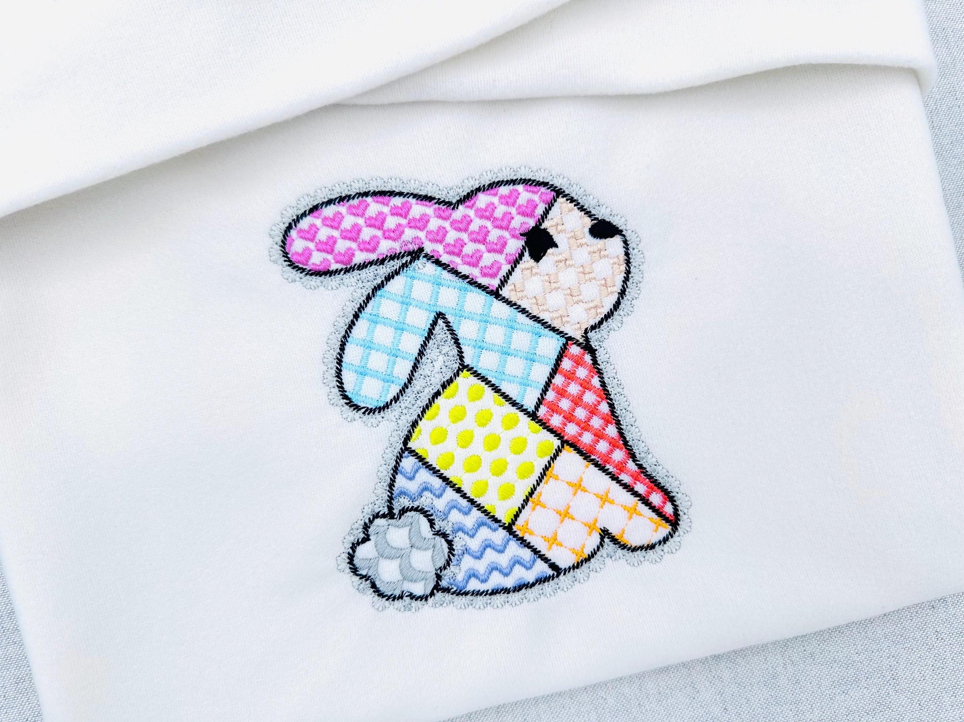 Adorable Patchwork Bunny with Lace edge kids baby girls outfit patterned Bunny outline machine embroidery designs many sizes 3 up to 8 inch