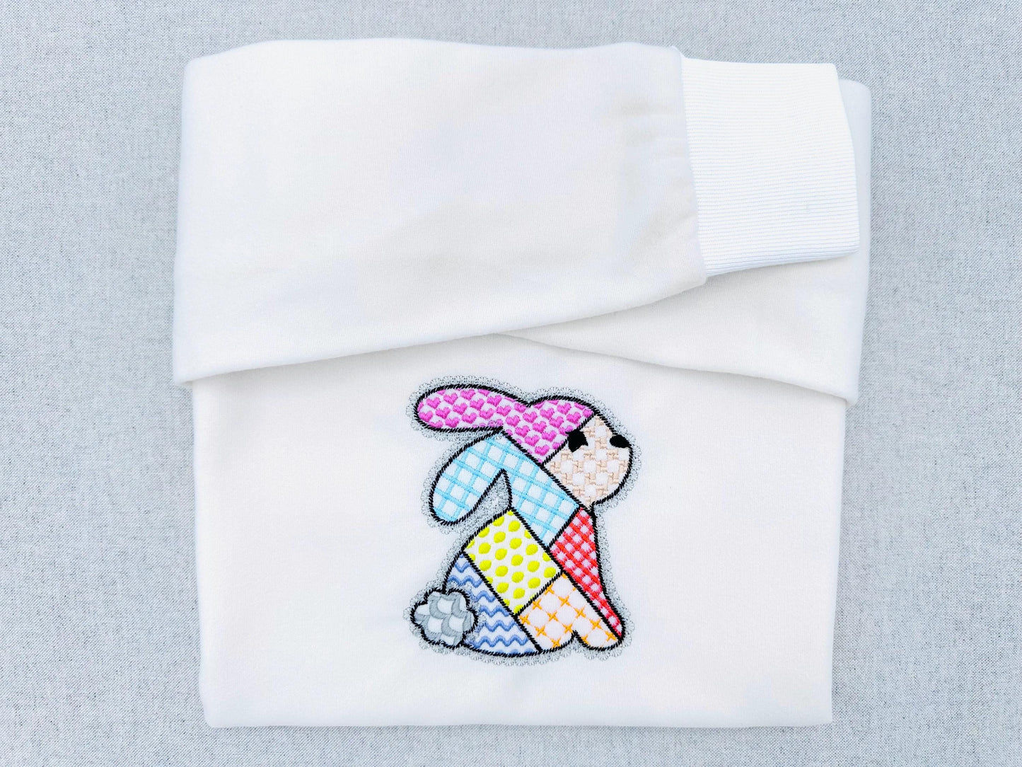 Adorable Patchwork Bunny with Lace edge kids baby girls outfit patterned Bunny outline machine embroidery designs many sizes 3 up to 8 inch