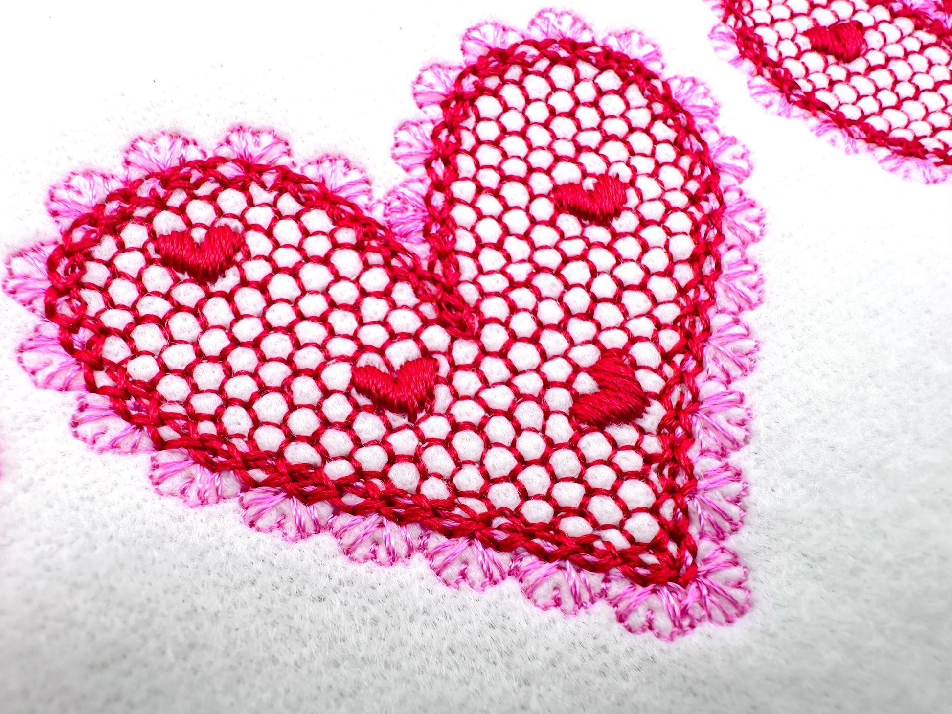 Three Hearts in a row Heart patterned lace effect and awesome lace edge machine embroidery designs sizes 5 up to 9 in Valentines Day Border
