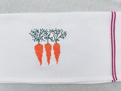 Cross Stitch Carrot Trio – Farm embroidery pattern by Artapli