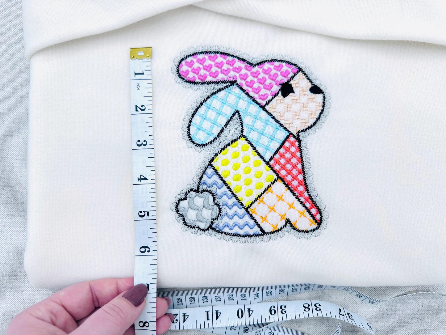 Adorable Patchwork Bunny with Lace edge kids baby girls outfit patterned Bunny outline machine embroidery designs many sizes 3 up to 8 inch