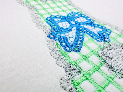 Lace Bunny with Bow – Bow embroidery pattern by Artapli