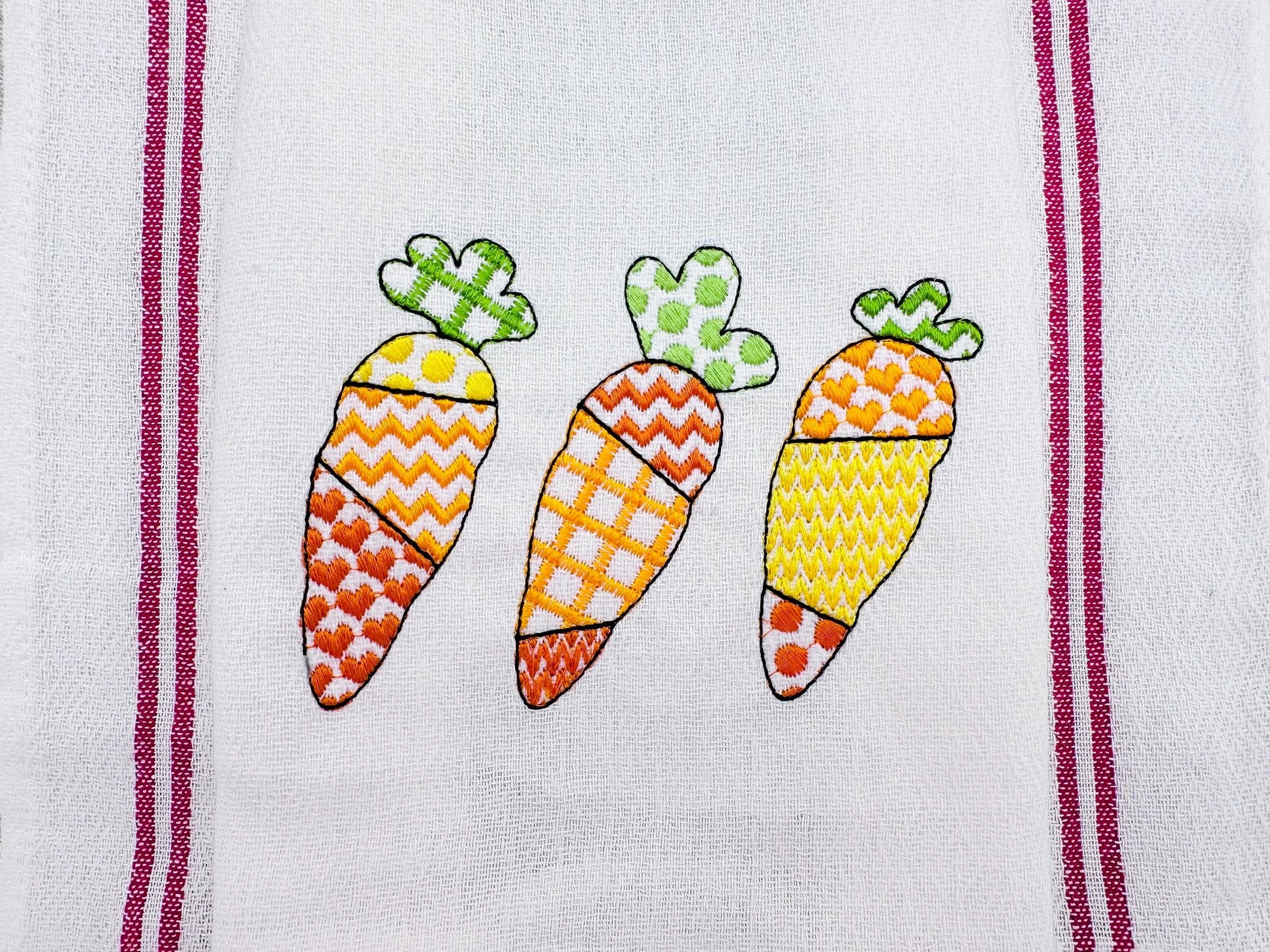 Patchwork Carrot Trio – Kitchen embroidery pattern by Artapli