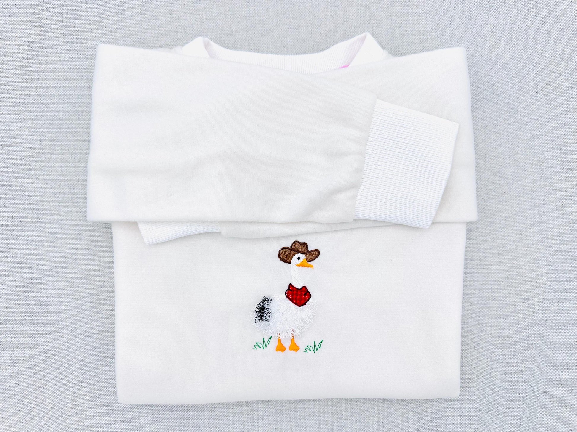 Fringed Goose with Cowboy hat – Baby machine embroidery design by Artapli