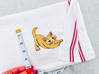 Lovely Scratching  Kitty – Kids embroidery design instant download by Artapli