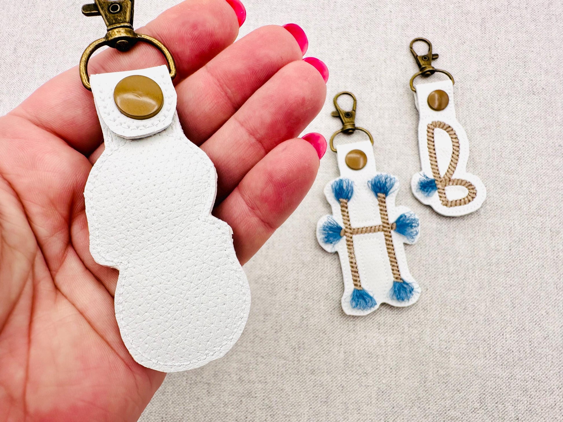 Rope stitch with fringed Tassel Monogram Eyelet and Key Fob Snap Tab Keychain ITH machine embroidery designs