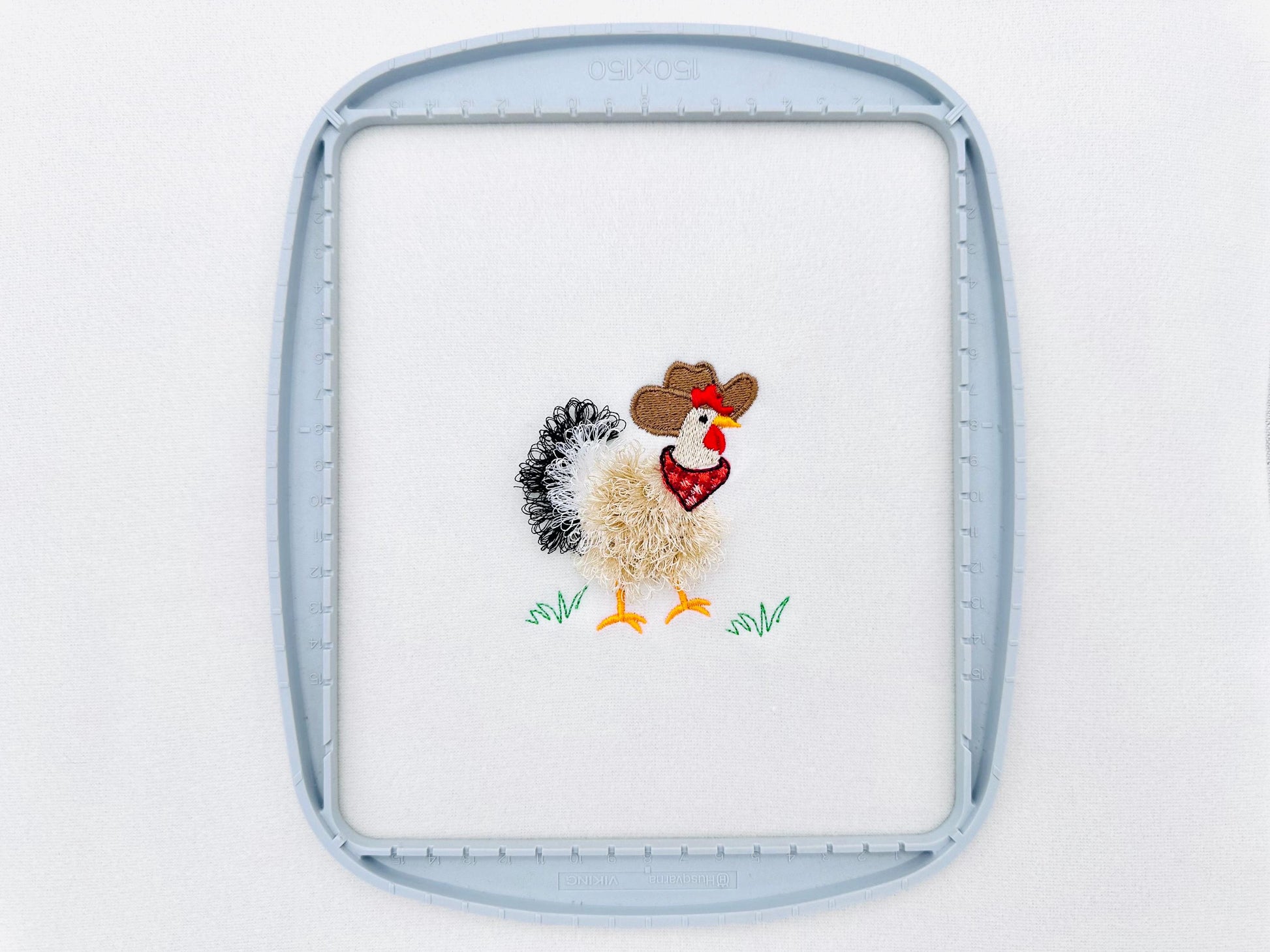 Fringed Chicken with Cowboy hat and – Chicken machine embroidery pattern by Artapli