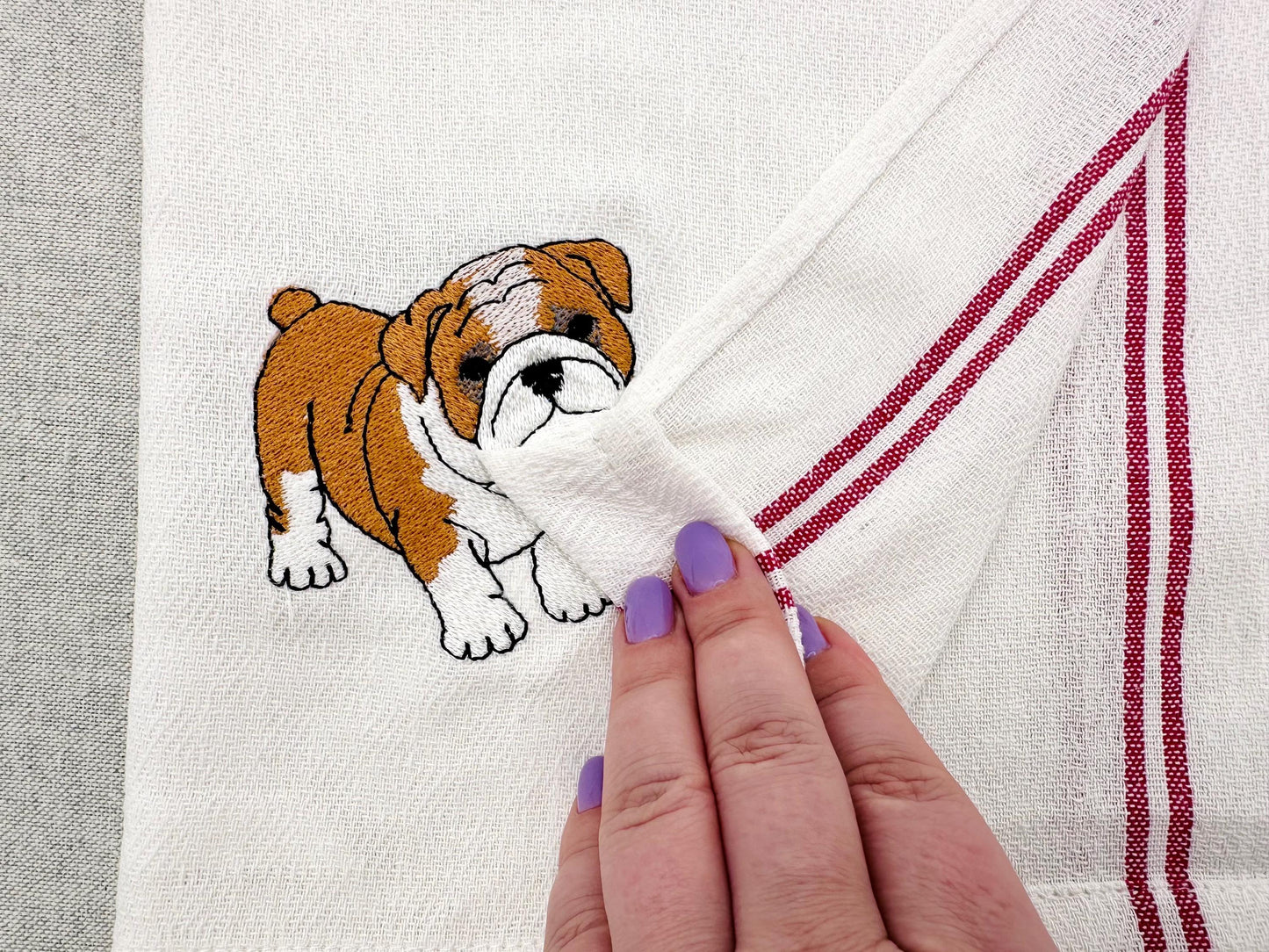 Lovely playing Bulldog Puppy Dog Mama kitchen dish towel pet animal kids machine embroidery designs ITH