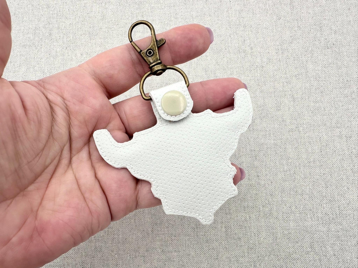 Highland Cow Bull Keychain