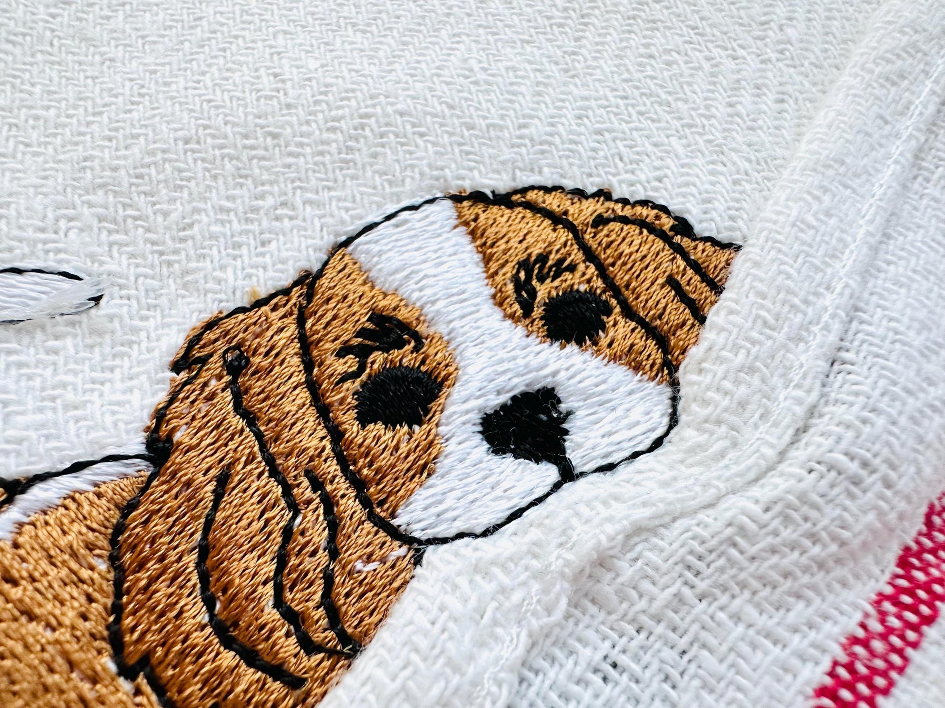 Playing Cavalier King Charles Spaniel Puppy Dog kitchen dish towel pet animal kids machine embroidery designs ITH