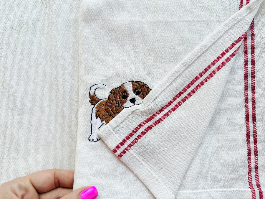 Playing Cavalier King Charles Spaniel Puppy Dog kitchen dish towel pet animal kids machine embroidery designs ITH