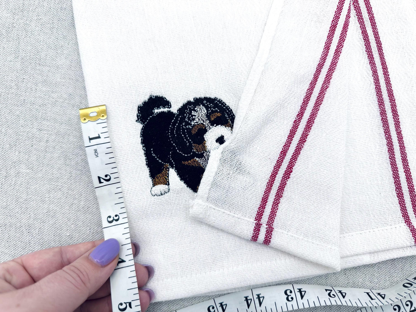 Cute Playing Bernese Mountain Puppy Dog Mama kitchen dish towel pet animal kids machine embroidery designs ITH