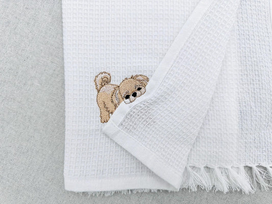 Lovely Playing Little Pekingese Puppy Dog Mama kitchen dish towel animal pet thief machine embroidery designs ITH