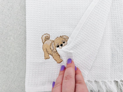 Lovely Playing Little Pekingese Puppy Dog Mama kitchen dish towel animal pet thief machine embroidery designs ITH