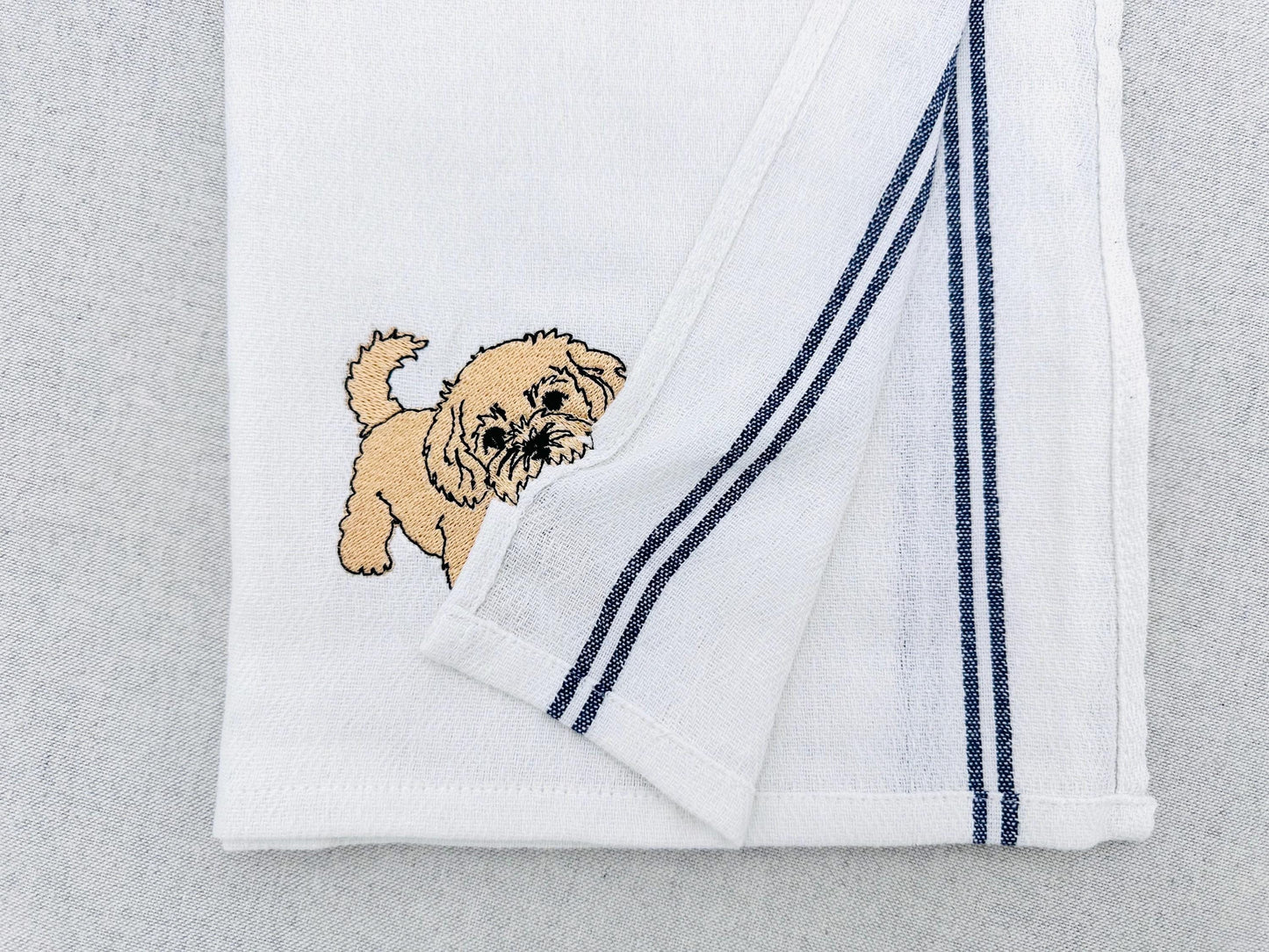 Playing Little Maltipoo Puppy Dog Mama kitchen dish towel animal pet thief machine embroidery designs ITH