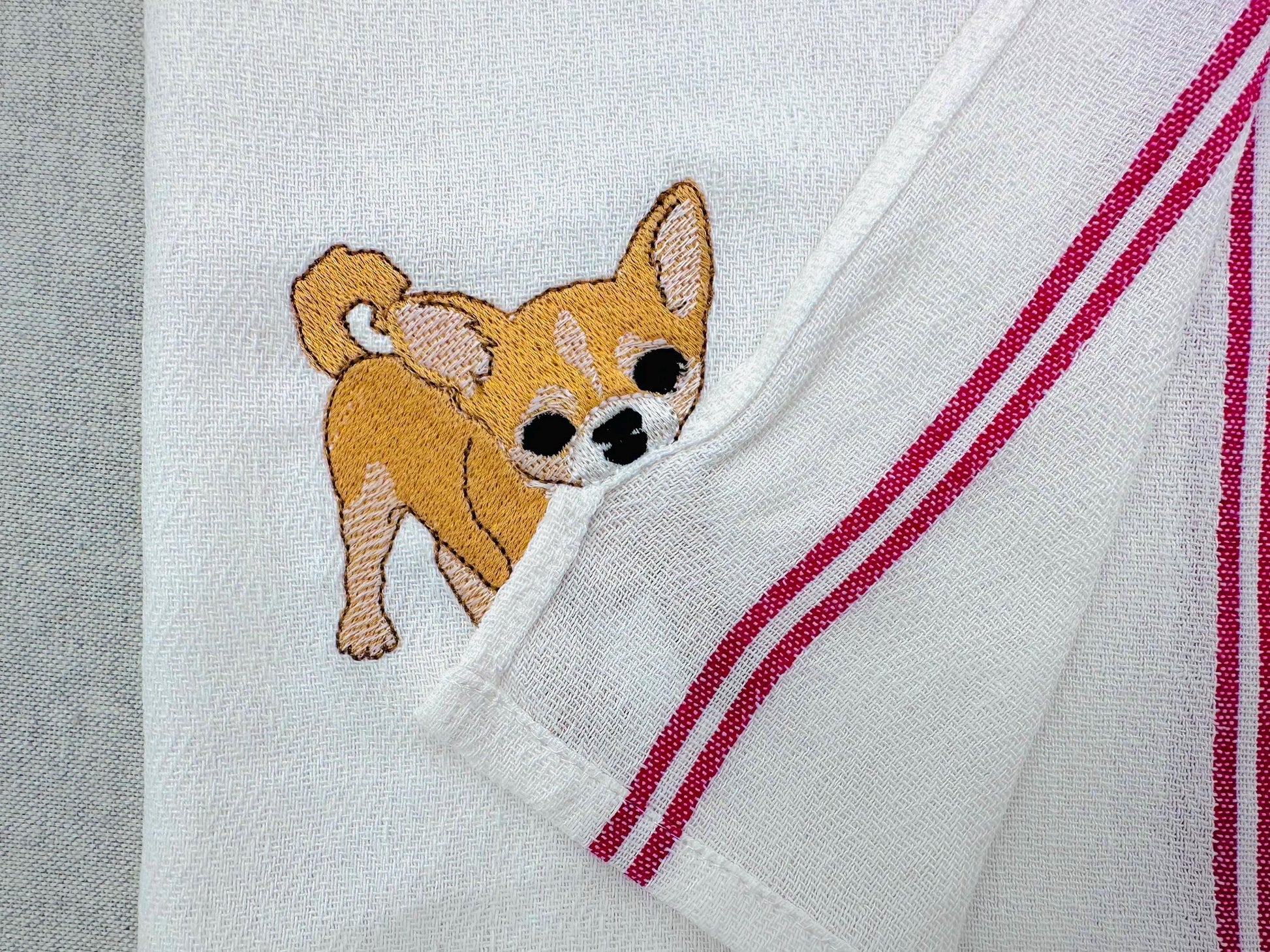 Lovely playing Chihuahua Puppy Dog Mama kitchen dish towel pet animal kids machine embroidery designs ITH
