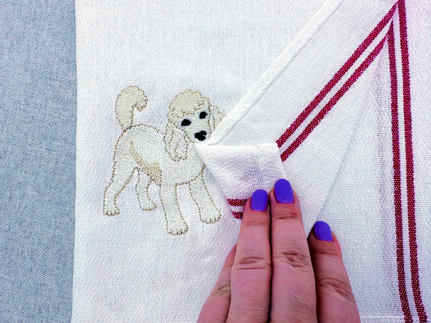 Playing Classic Poodle Puppy Dog Mama kitchen dish towel pet animal kids machine embroidery designs ITH