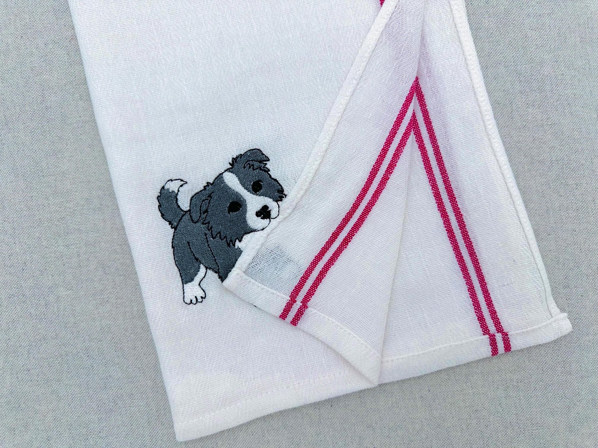 Playing Border Collie Puppy Dog Mama kitchen dish towel pet animal kids machine embroidery designs ITH
