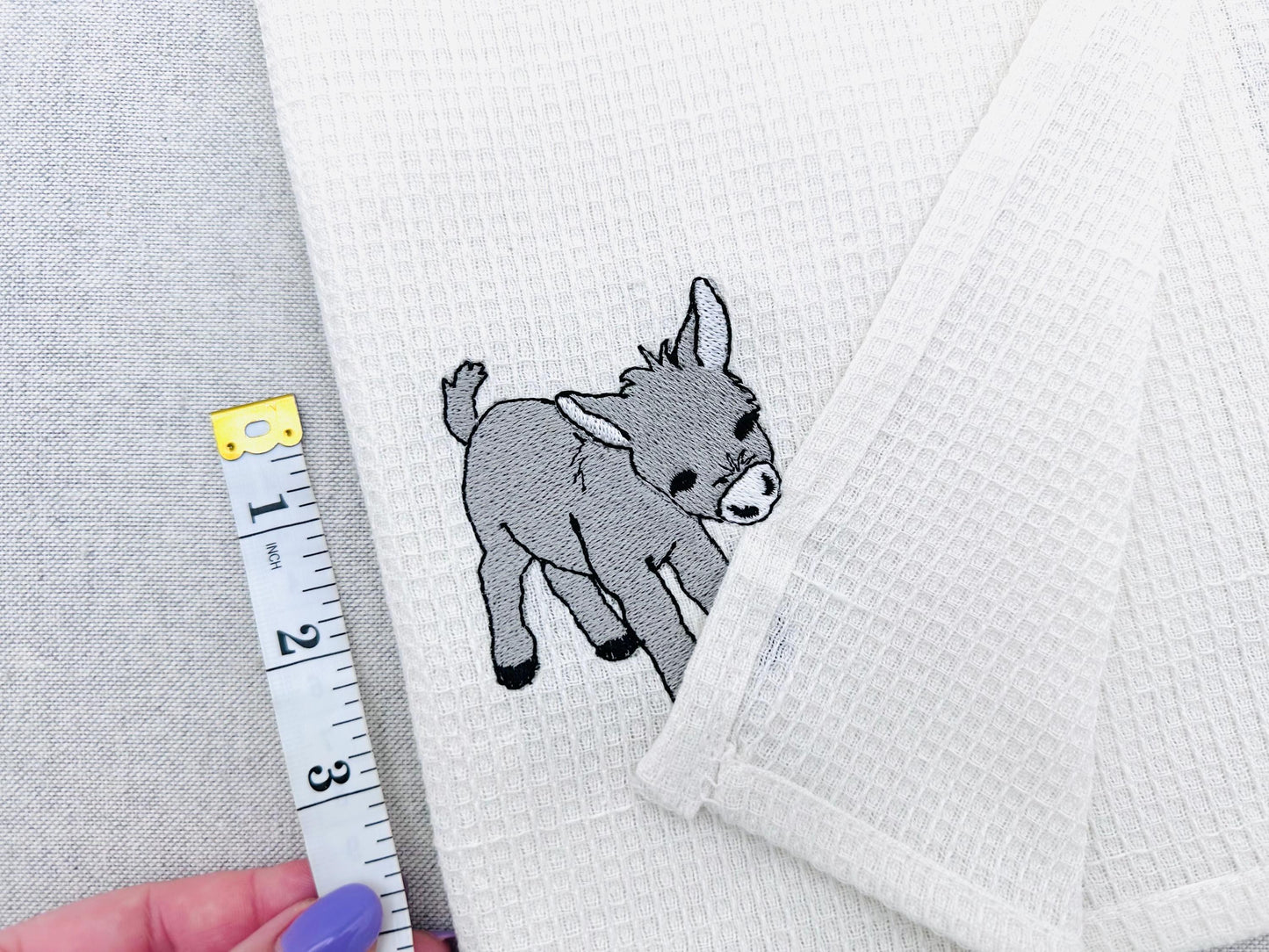 Playing Little Baby Donkey Foal kitchen dish towel Farm animal kids machine embroidery designs ITH