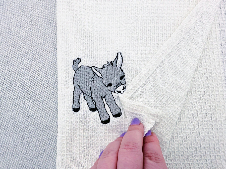 Playing Little Baby Donkey Foal kitchen dish towel Farm animal kids machine embroidery designs ITH
