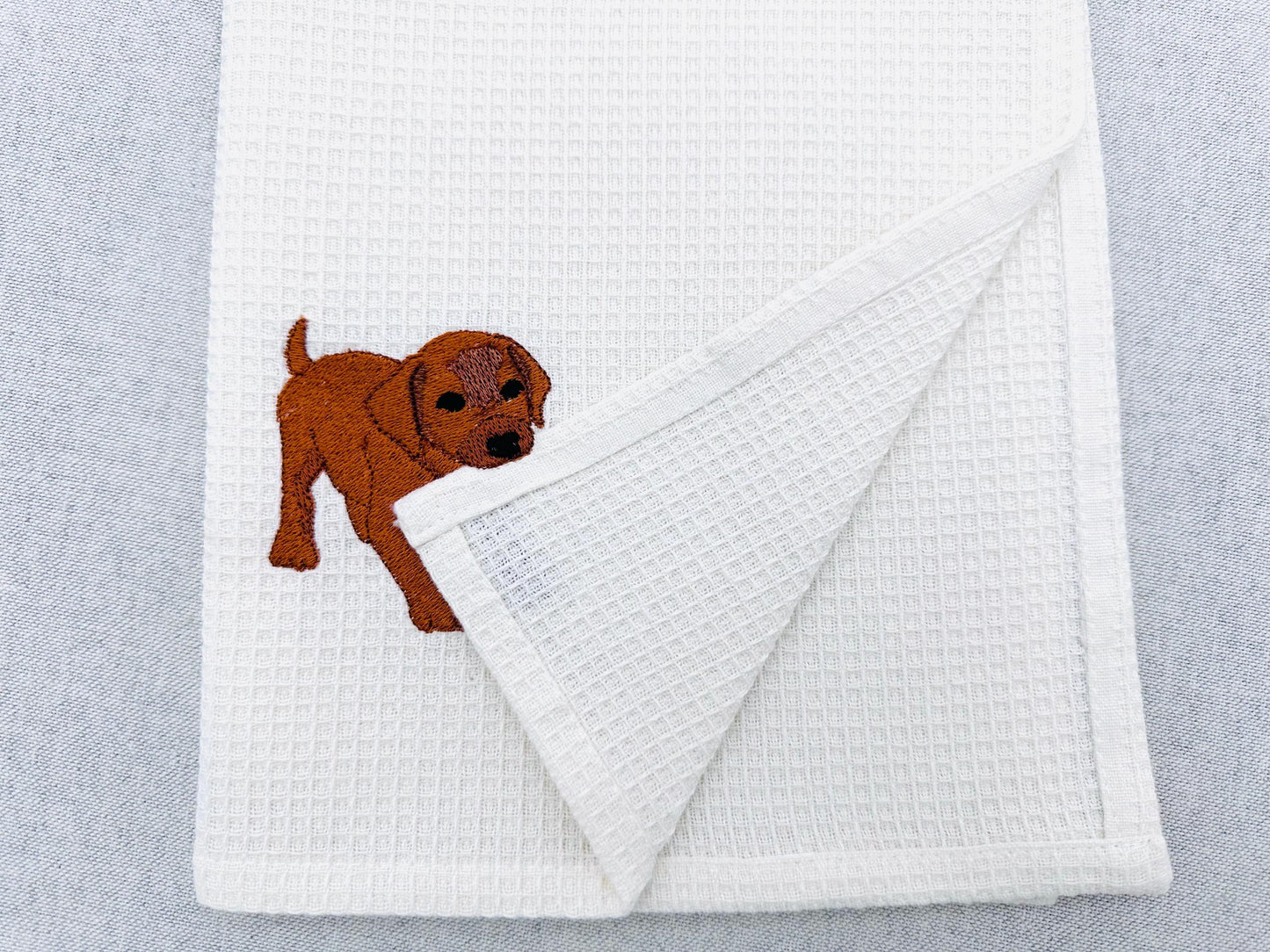 Playing Little Vizsla Puppy Dog Mama kitchen dish towel animal pet kids machine embroidery designs ITH