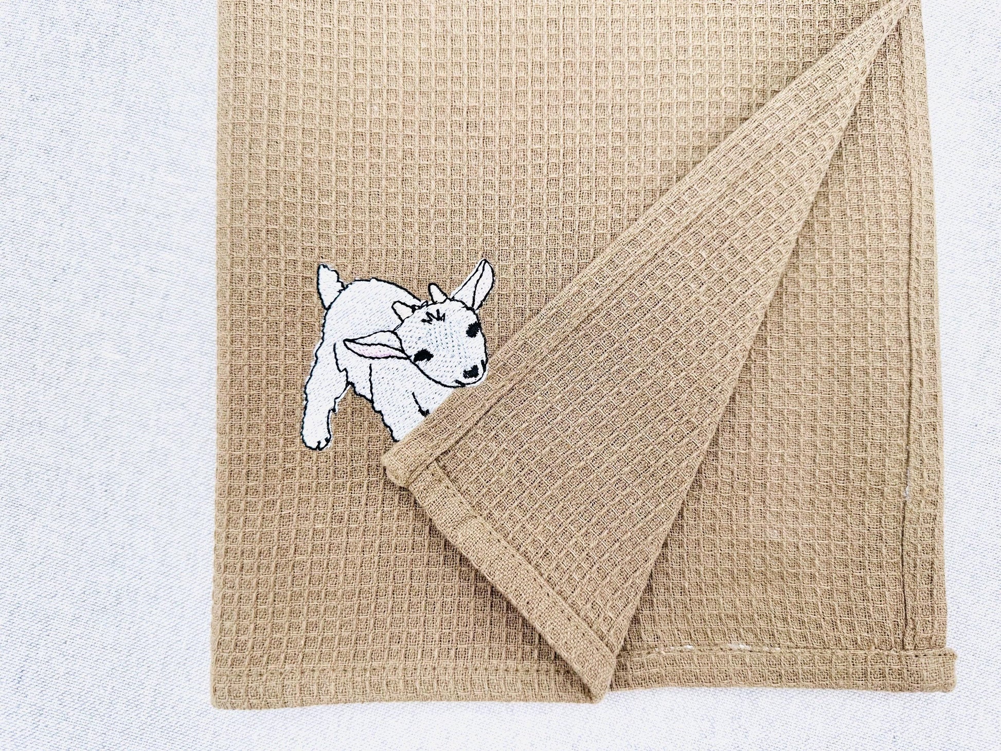 Cute Playing Little Baby Goat kitchen dish towel Farm animal kids machine embroidery designs ITH