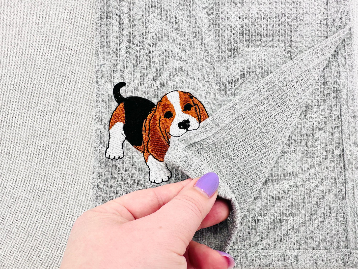 Cute playing Basset Hound Puppy Dog Mama kitchen dish towel pet animal kids machine embroidery designs ITH