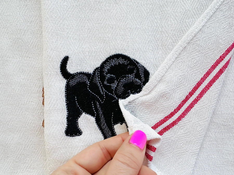 Cute Playing Little Labrador Puppy Dog Mama kitchen dish towel pet animal kids machine embroidery designs ITH