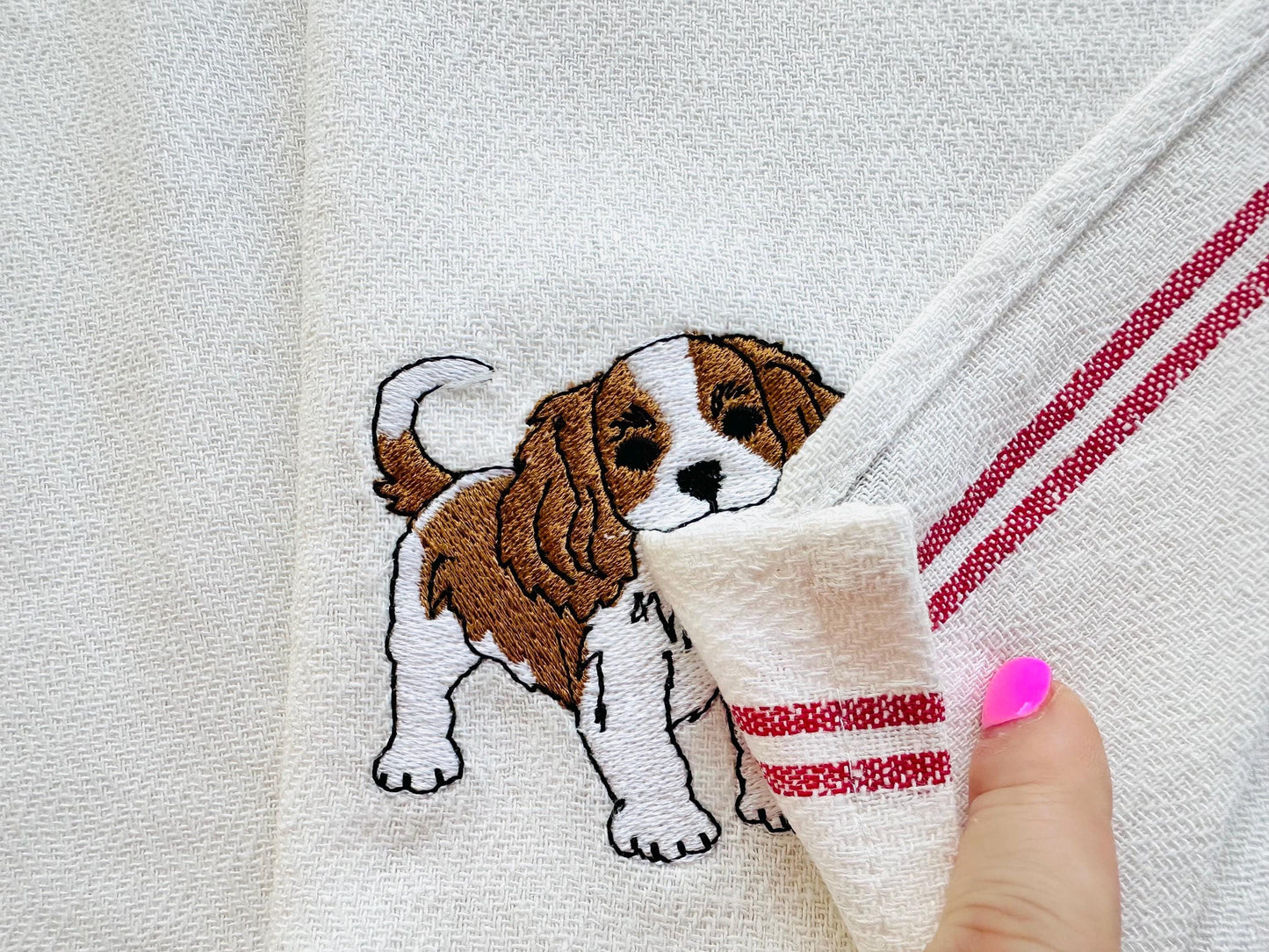 Playing Cavalier King Charles Spaniel Puppy Dog kitchen dish towel pet animal kids machine embroidery designs ITH