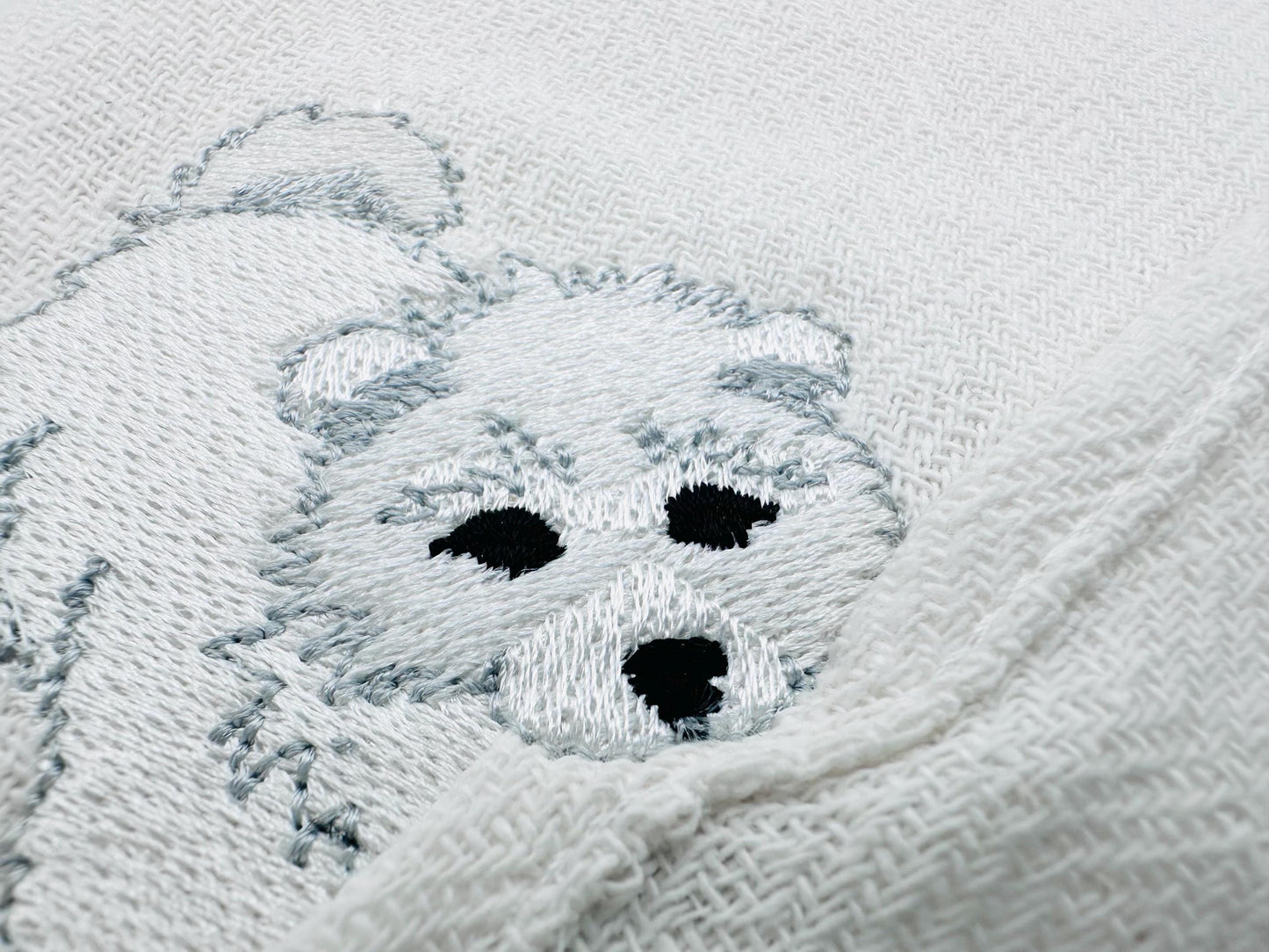 Cute Playing Little Samoyed Puppy Dog Mama kitchen dish towel pet animal kids machine embroidery designs ITH