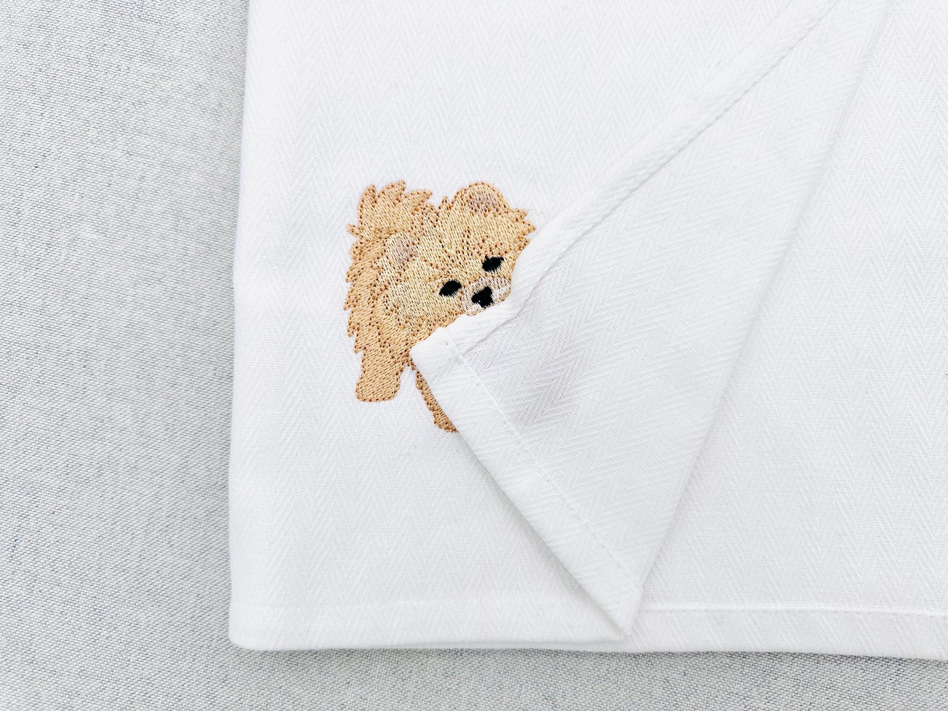 Playing little Spitz Puppy Dog Mama kitchen dish towel pet animal kids machine embroidery designs ITH