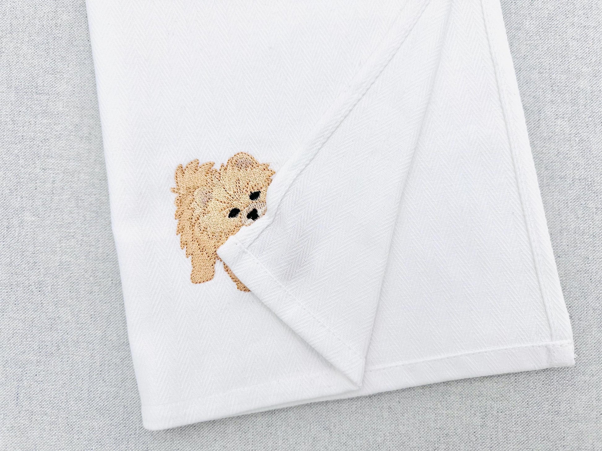 Playing little Spitz Puppy Dog Mama kitchen dish towel pet animal kids machine embroidery designs ITH