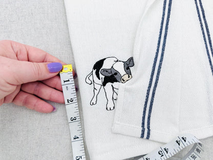Cute Playing Little Bull Heifer Calf baby cow kitchen dish towel Farm animal kids machine embroidery designs ITH