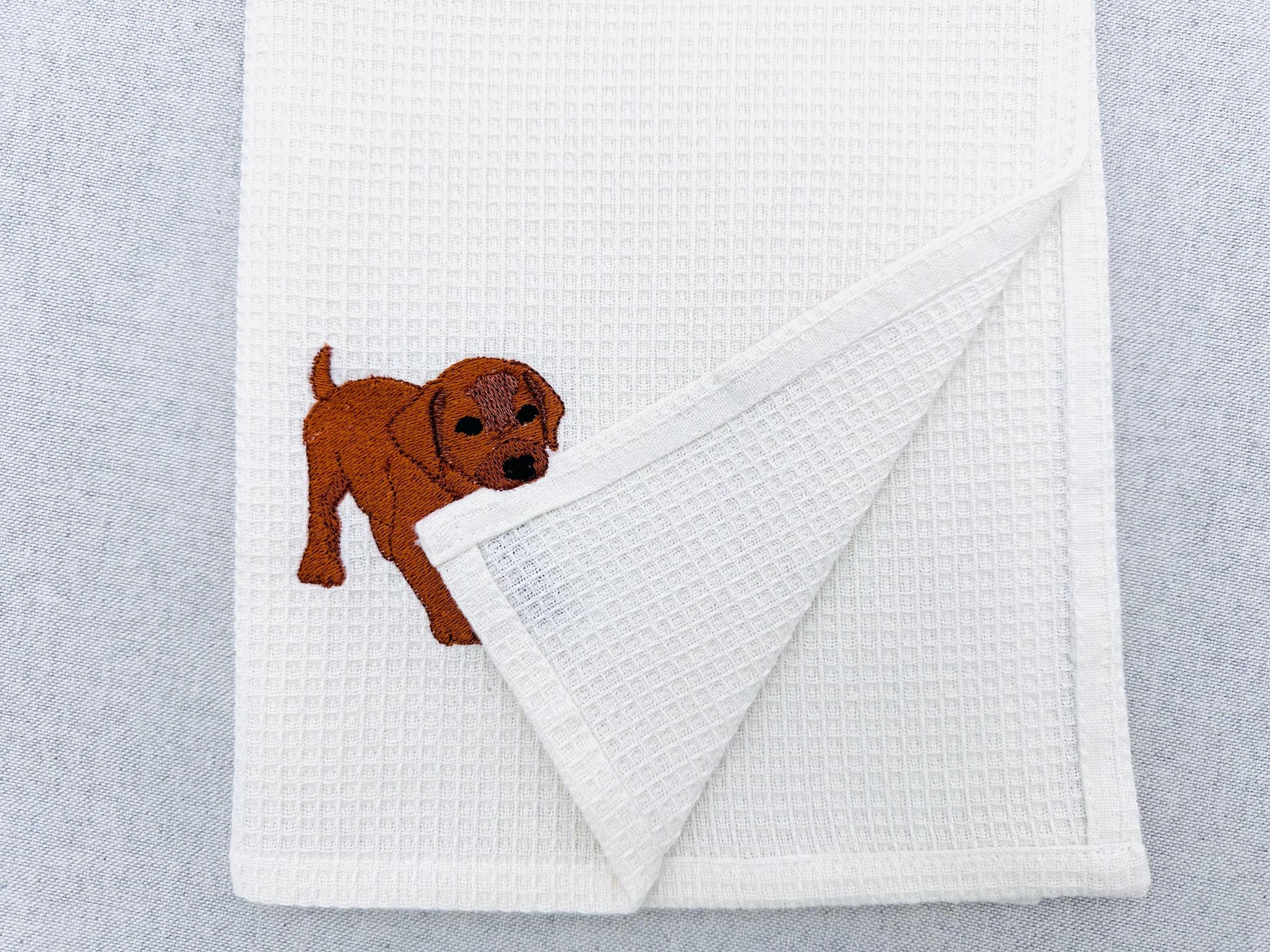 Playing Little Vizsla Puppy Dog Mama kitchen dish towel animal pet kids machine embroidery designs ITH