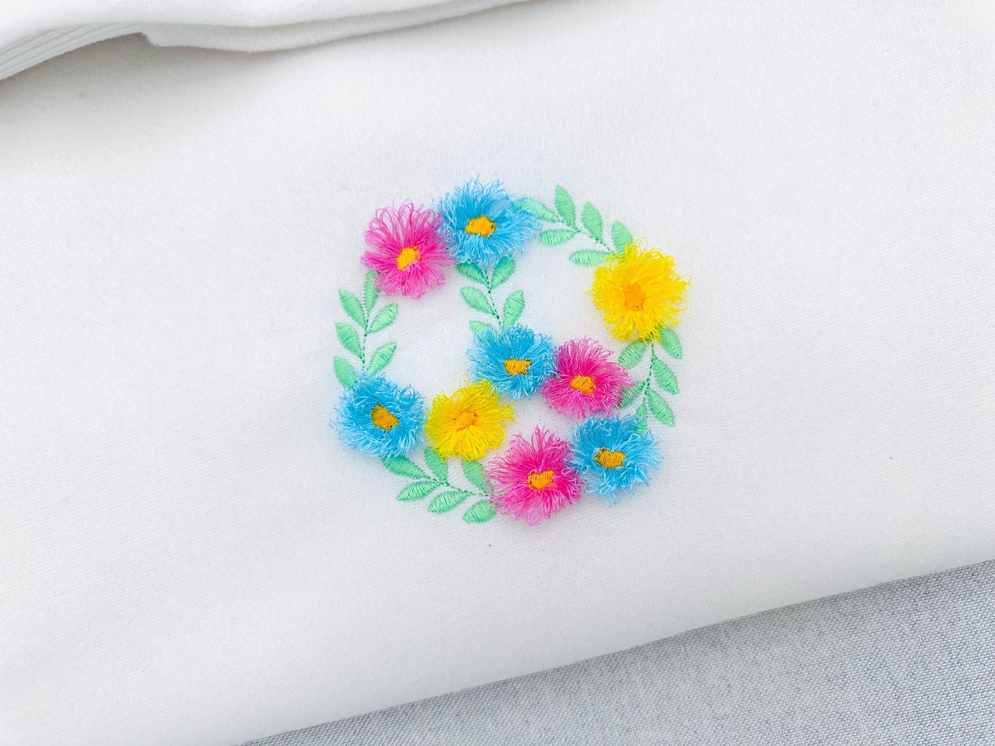 Fringed Floral Peace Sign Leaf and Flower Fluffy Fringe chenille daisy machine embroidery designs