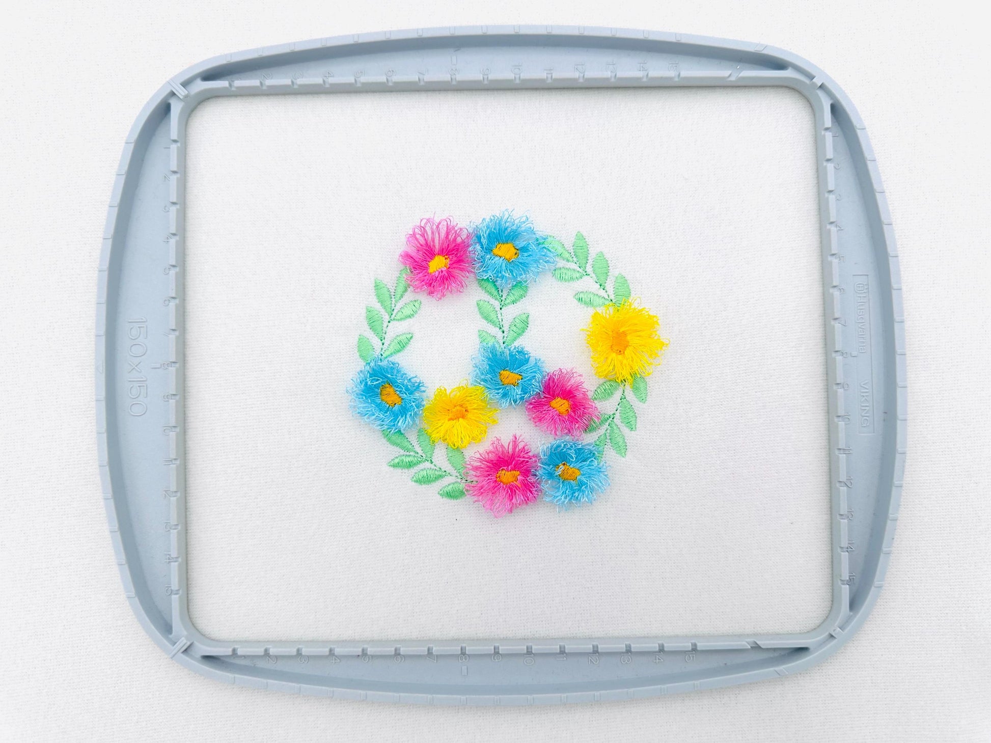 Fringed Floral Peace Sign Leaf and Flower Fluffy Fringe chenille daisy machine embroidery designs