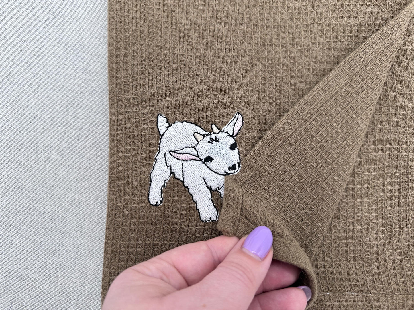 Cute Playing Little Baby Goat kitchen dish towel Farm animal kids machine embroidery designs ITH