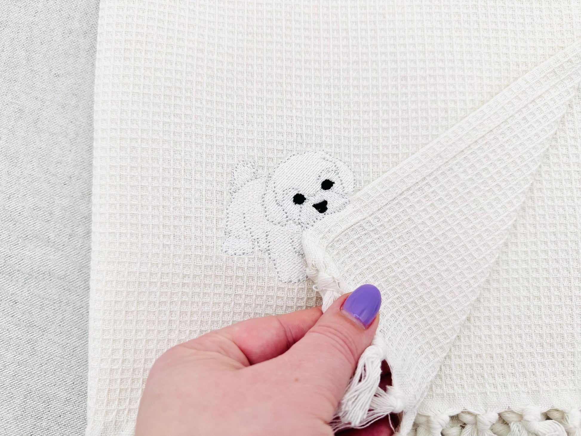 Lovely playing Bichon Frise Puppy Dog Mama kitchen dish towel pet animal kids machine embroidery designs ITH