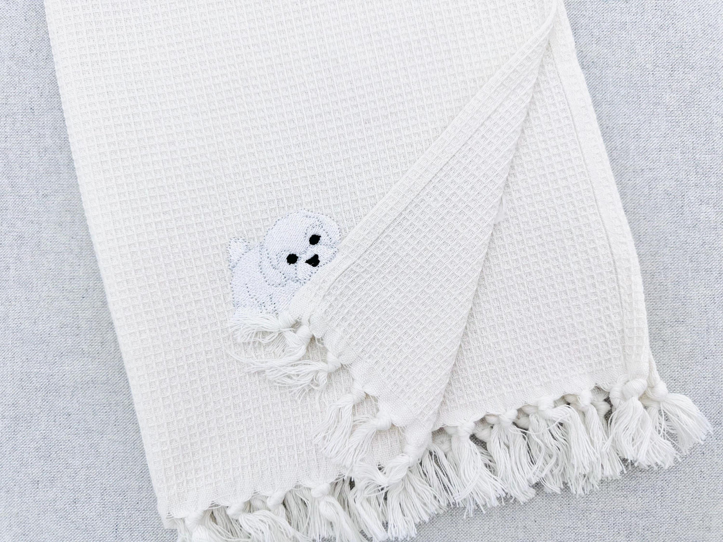Lovely playing Bichon Frise Puppy Dog Mama kitchen dish towel pet animal kids machine embroidery designs ITH