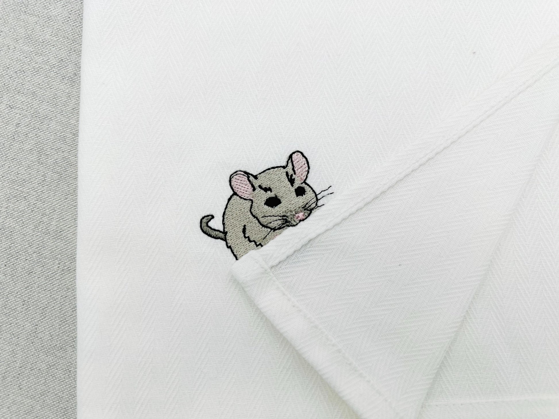 Playing Little Baby Mouse Pup Animal Thief kitchen dish towel kids funny machine embroidery designs ITH