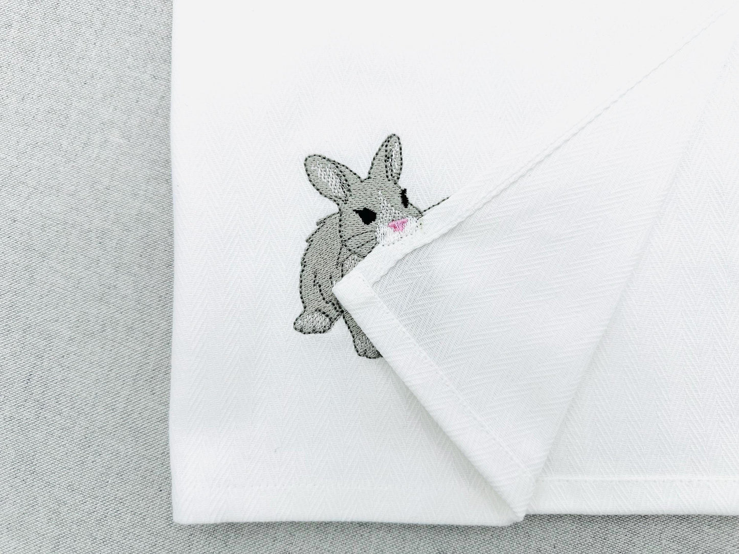 Playing Baby Bunny Rabbit kitchen dish towel animal Thief kids machine embroidery designs ITH