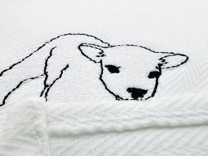 Playing Little Lamb Baby Sheep kitchen dish towel Farm animal kids machine embroidery designs ITH