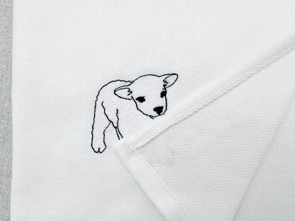 Playing Little Lamb Baby Sheep kitchen dish towel Farm animal kids machine embroidery designs ITH