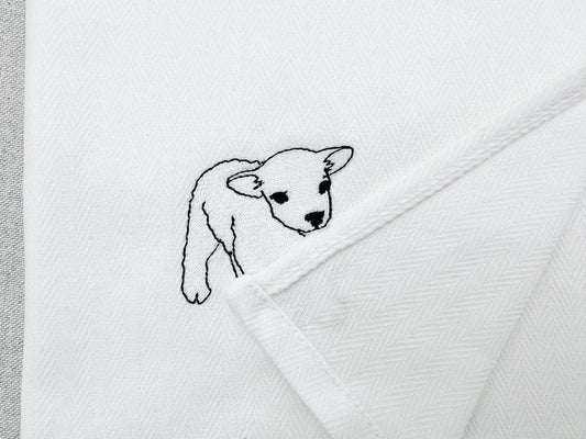 Playing Little Lamb Baby Sheep kitchen dish towel Farm animal kids machine embroidery designs ITH