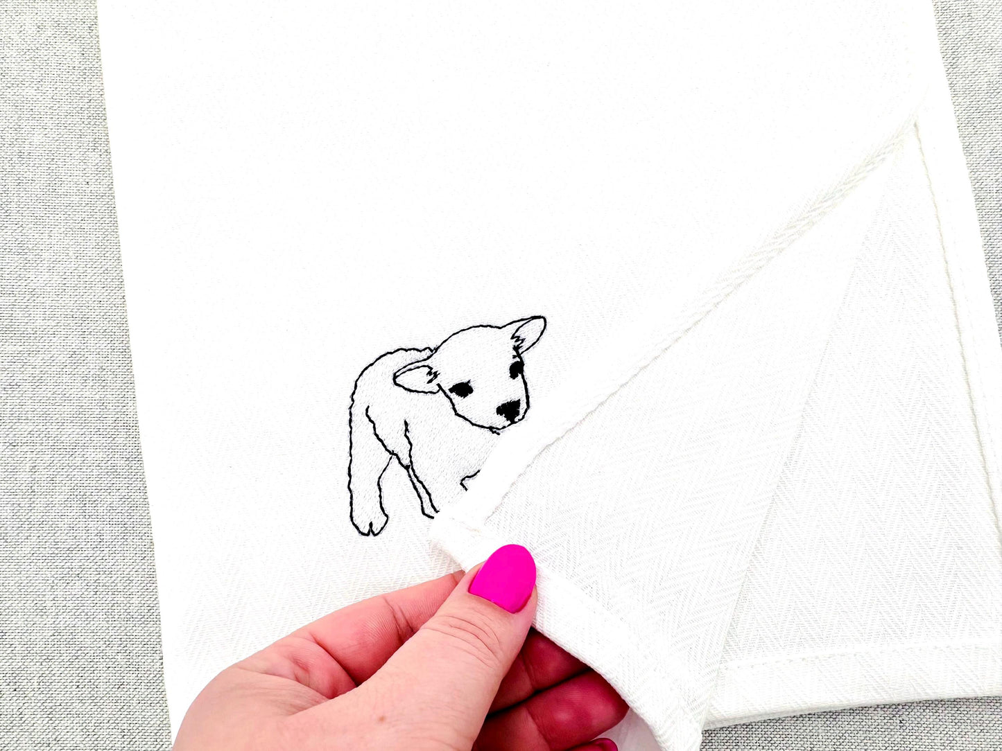 Playing Little Lamb Baby Sheep kitchen dish towel Farm animal kids machine embroidery designs ITH