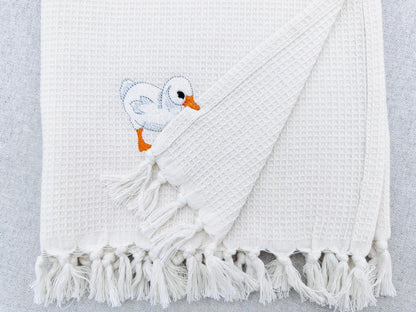 Playing Baby Goose Gosling Animal Thief kitchen dish towel Farm bird Mama machine embroidery designs ITH